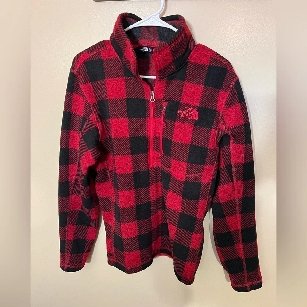 The North Face Red/Black Buffalo Plaid Pullover Sz M EUC